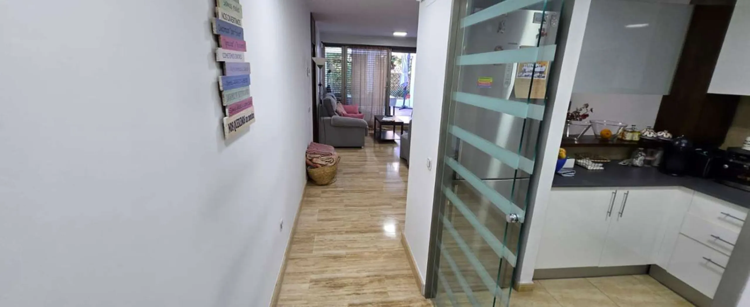 Apartment - Middle Floor Apartment в продаже в Mijas, Málaga. В доме 1 спален и 1 ванных комнат. Площадь дома 120 м²