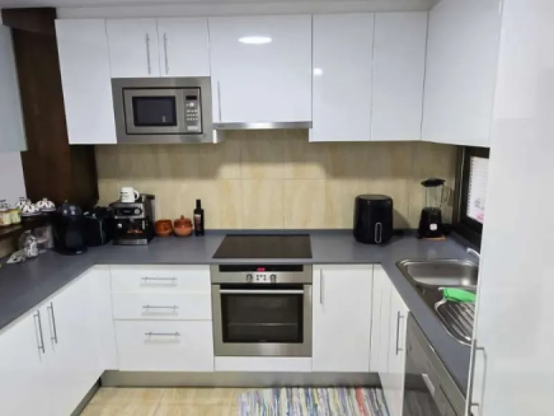 Apartment - Middle Floor Apartment в продаже в Mijas, Málaga. В доме 1 спален и 1 ванных комнат. Площадь дома 120 м²