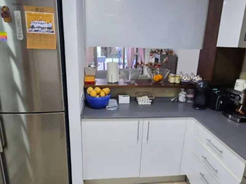 Apartment - Middle Floor Apartment в продаже в Mijas, Málaga. В доме 1 спален и 1 ванных комнат. Площадь дома 120 м²
