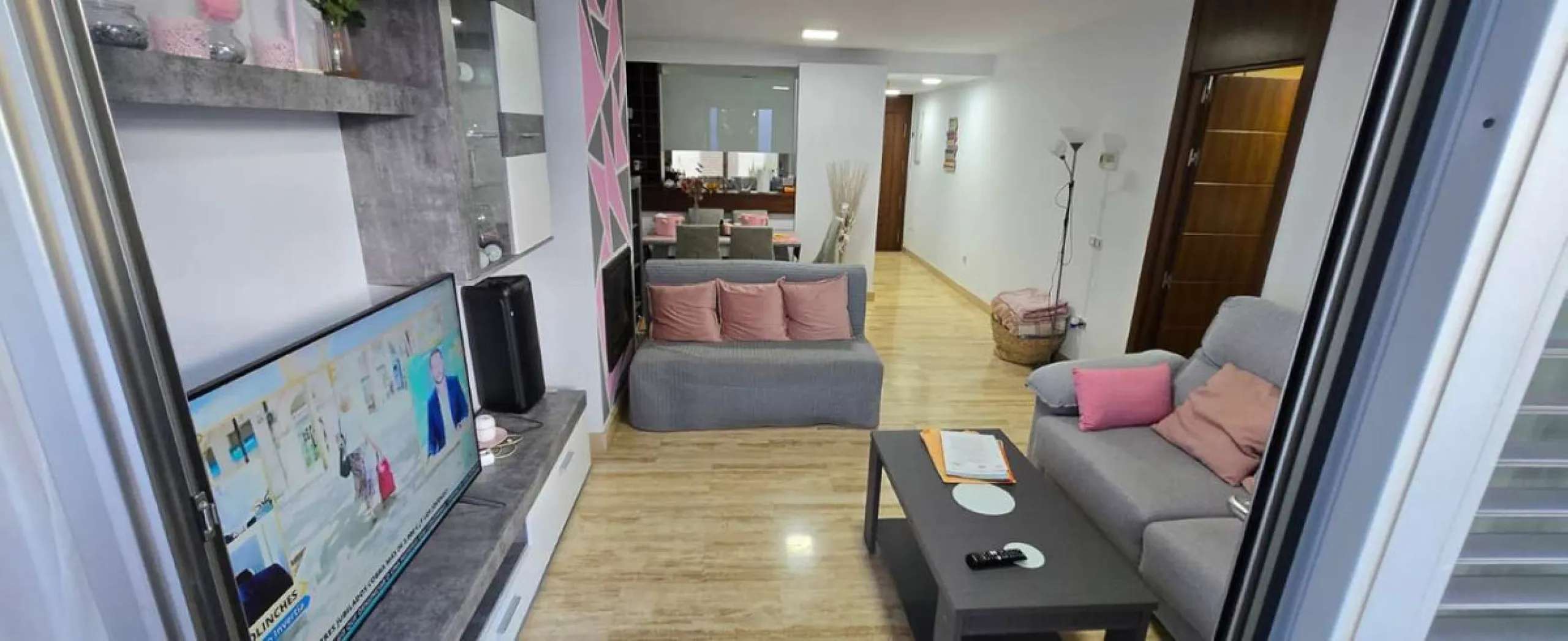 Apartment - Middle Floor Apartment в продаже в Mijas, Málaga. В доме 1 спален и 1 ванных комнат. Площадь дома 120 м²