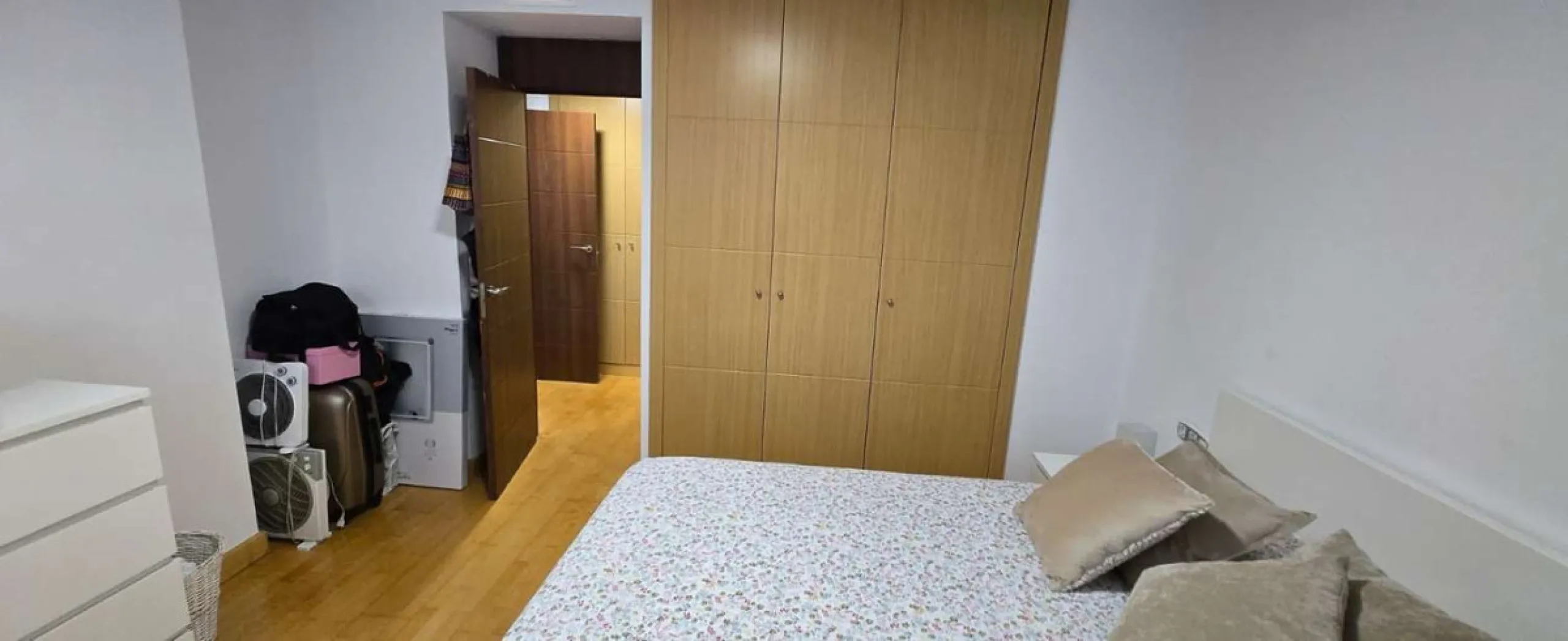 Apartment - Middle Floor Apartment в продаже в Mijas, Málaga. В доме 1 спален и 1 ванных комнат. Площадь дома 120 м²