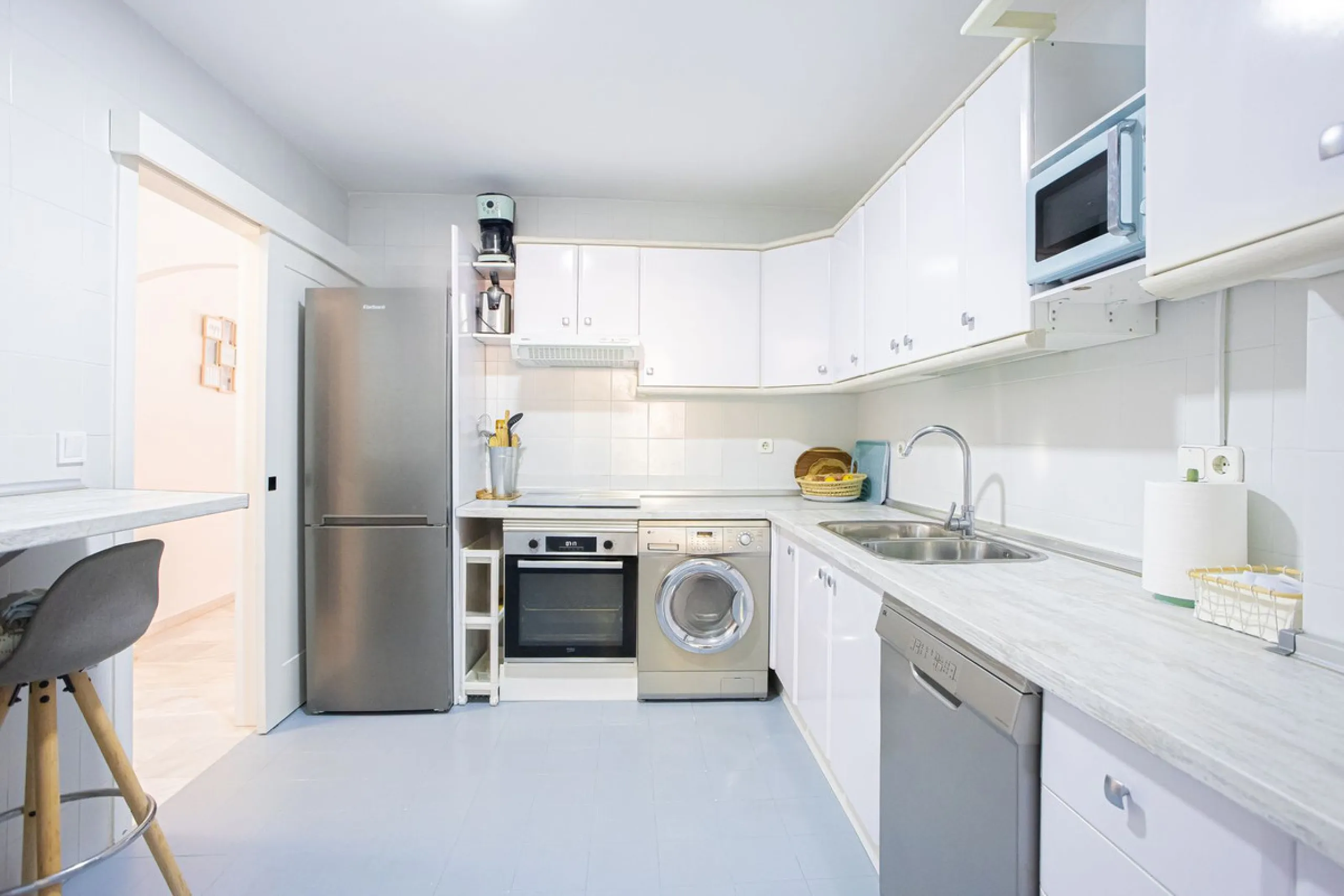 Apartment - Ground Floor Apartment в продаже в Marbella, Málaga. В доме 2 спален и 2 ванных комнат. Площадь дома 123 м²