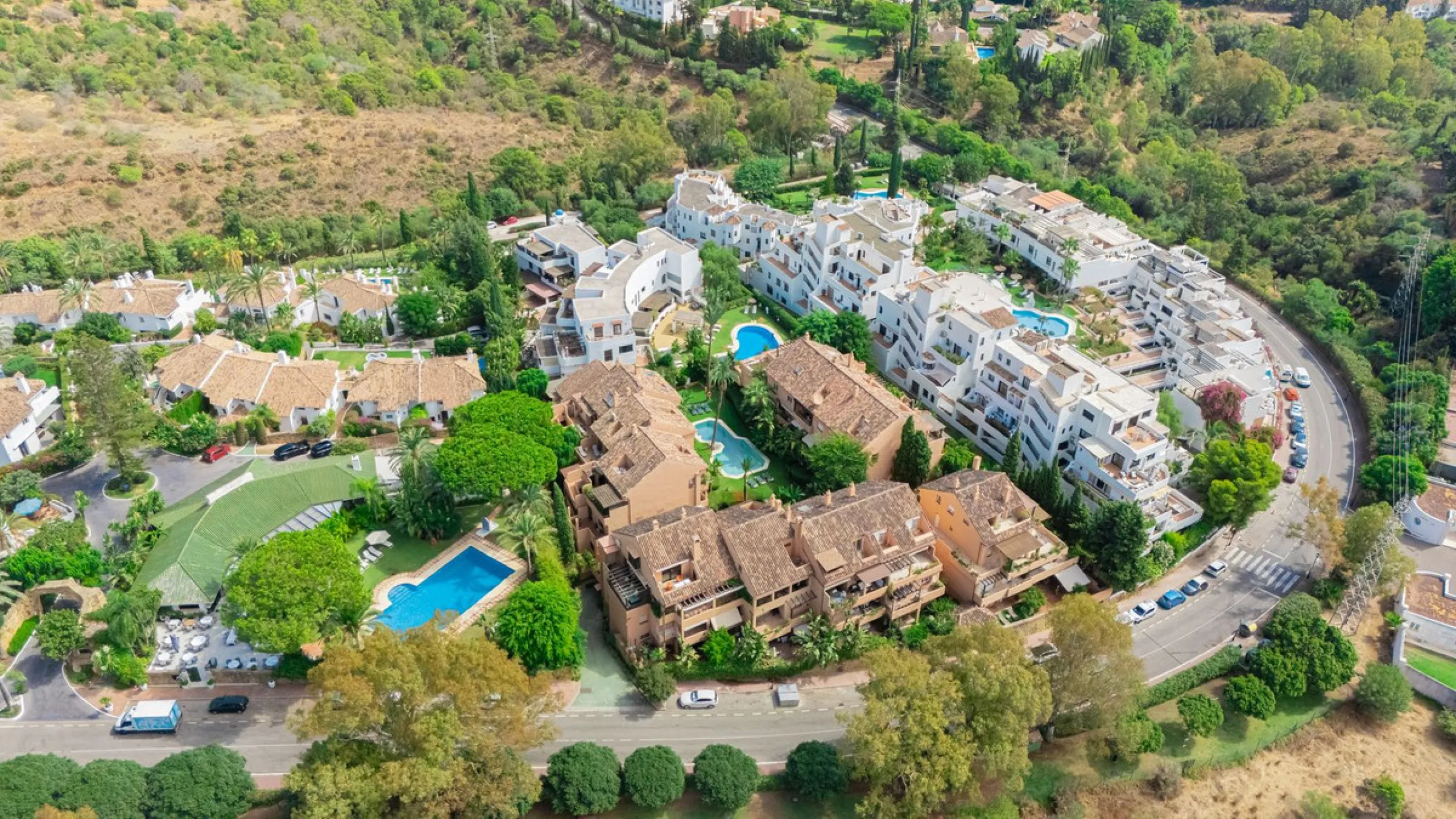 Apartment - Ground Floor Apartment в продаже в Marbella, Málaga. В доме 2 спален и 2 ванных комнат. Площадь дома 123 м²