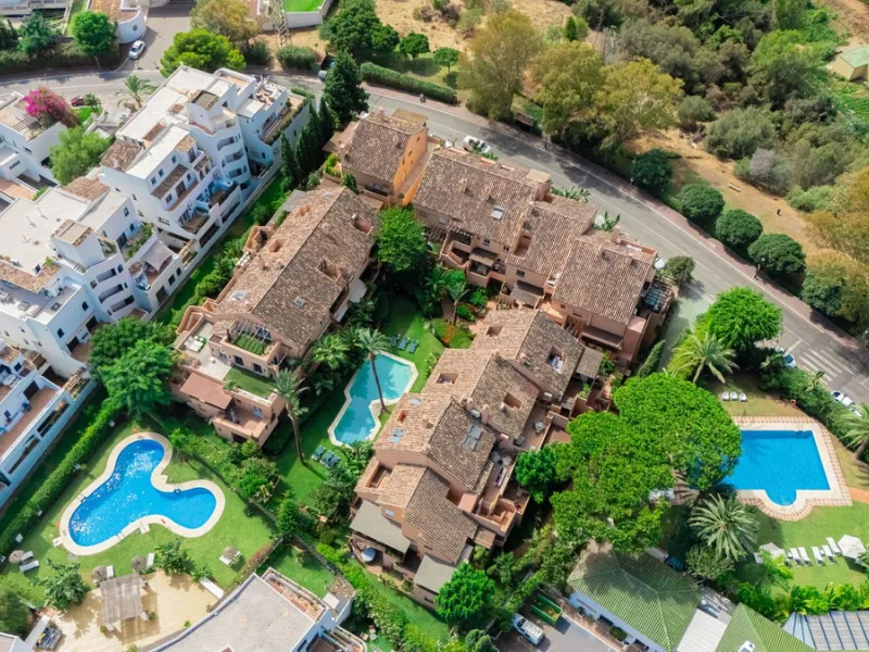 Apartment - Ground Floor Apartment в продаже в Marbella, Málaga. В доме 2 спален и 2 ванных комнат. Площадь дома 123 м²