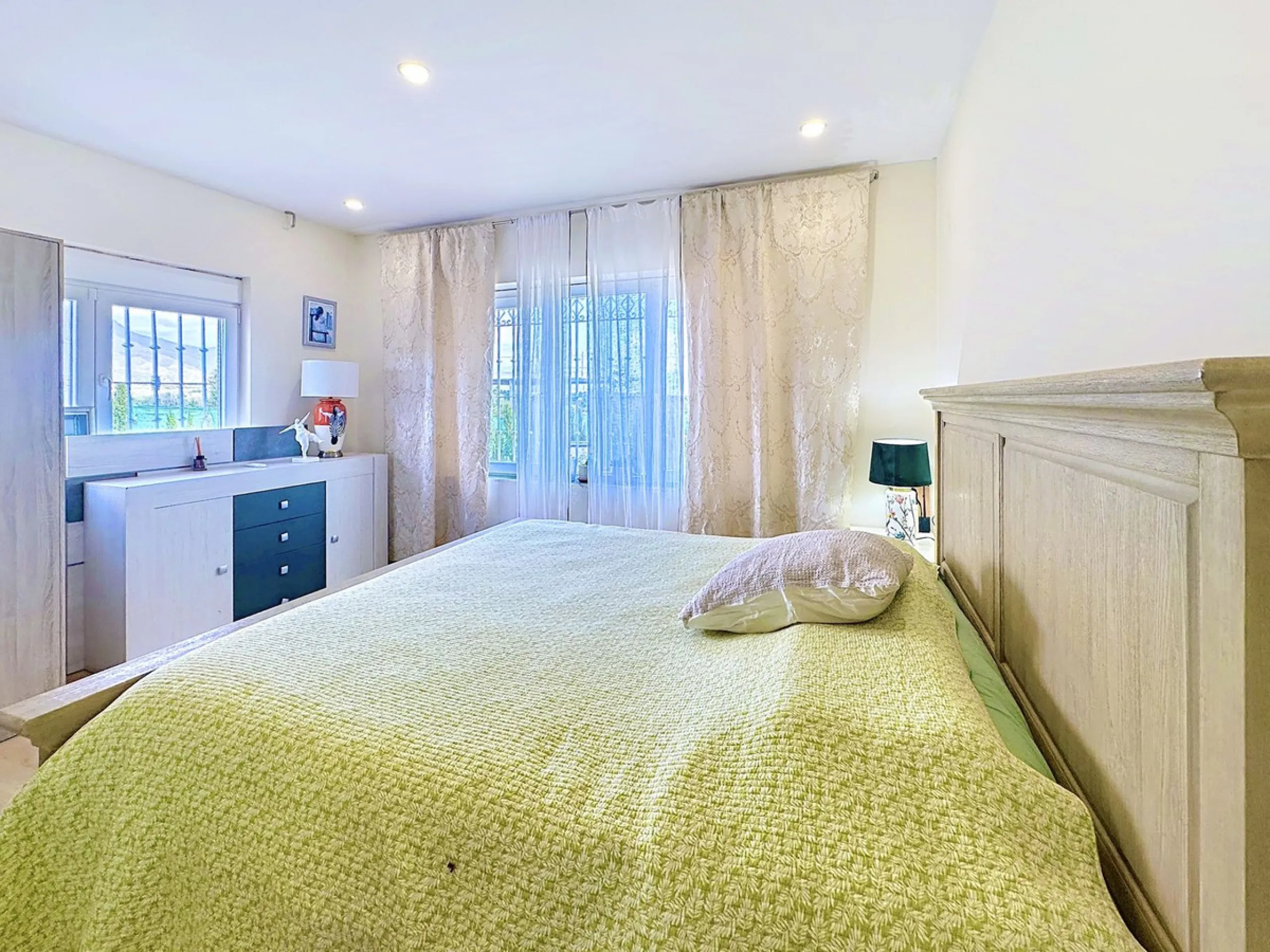 Exclusive Villa in Buenas Noches, Estepona – Prime Location between Gibraltar and Marbella