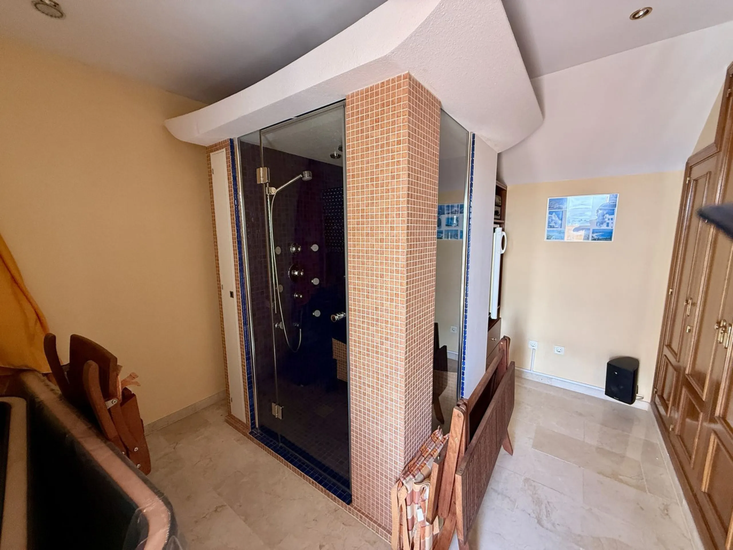 2 Homes in 1 – Semi-Detached House with Panoramic Sea Views in Costabella, East Marbella
