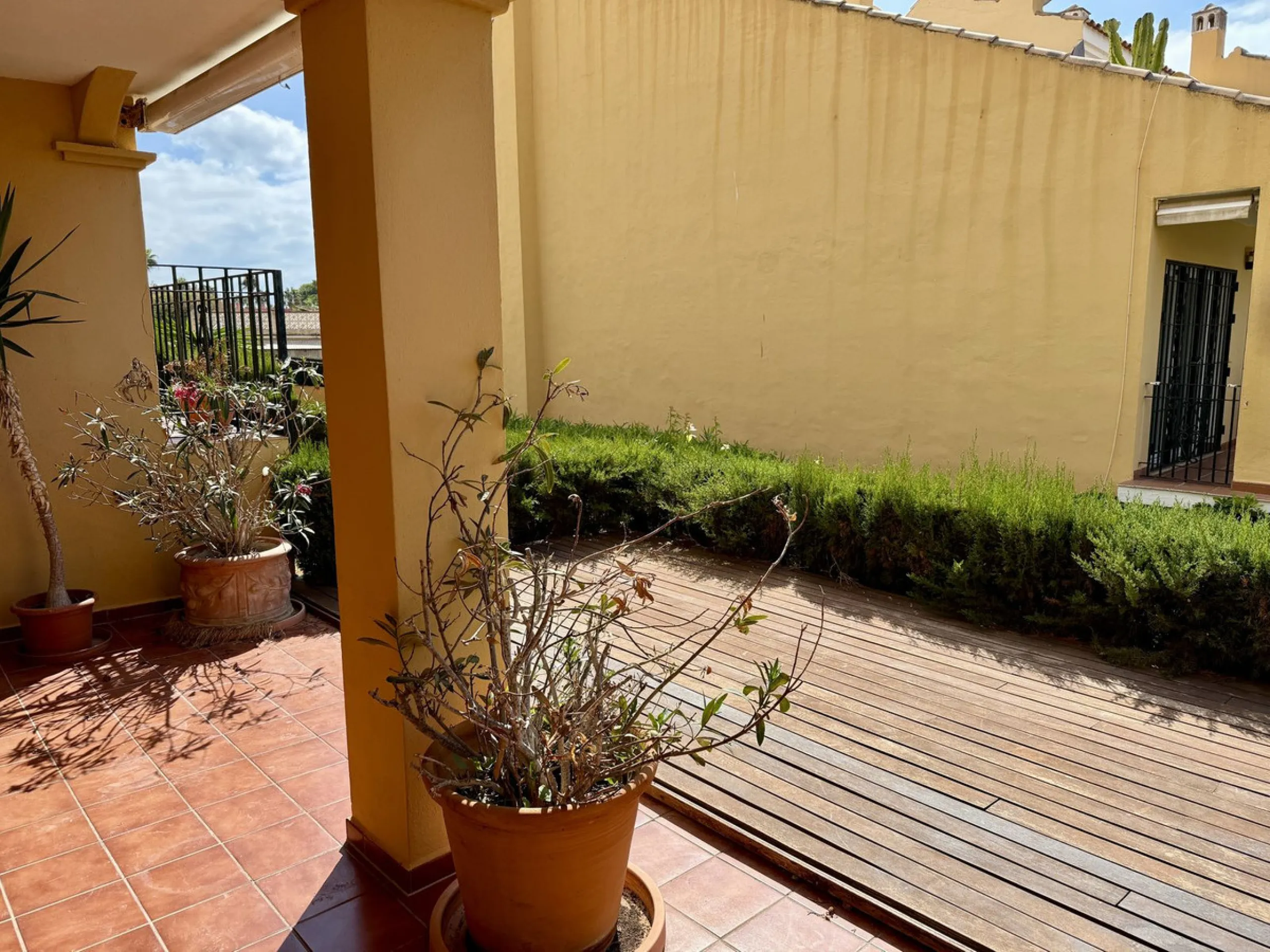 2 Homes in 1 – Semi-Detached House with Panoramic Sea Views in Costabella, East Marbella