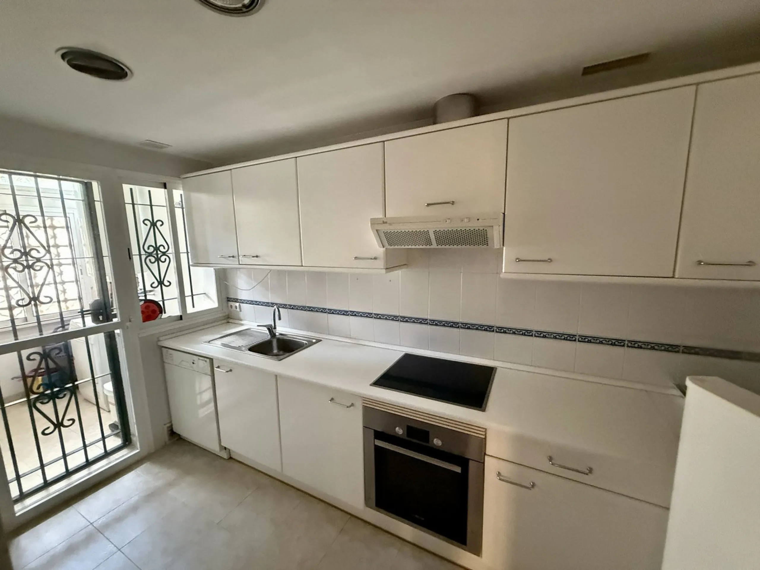 2 Homes in 1 – Semi-Detached House with Panoramic Sea Views in Costabella, East Marbella