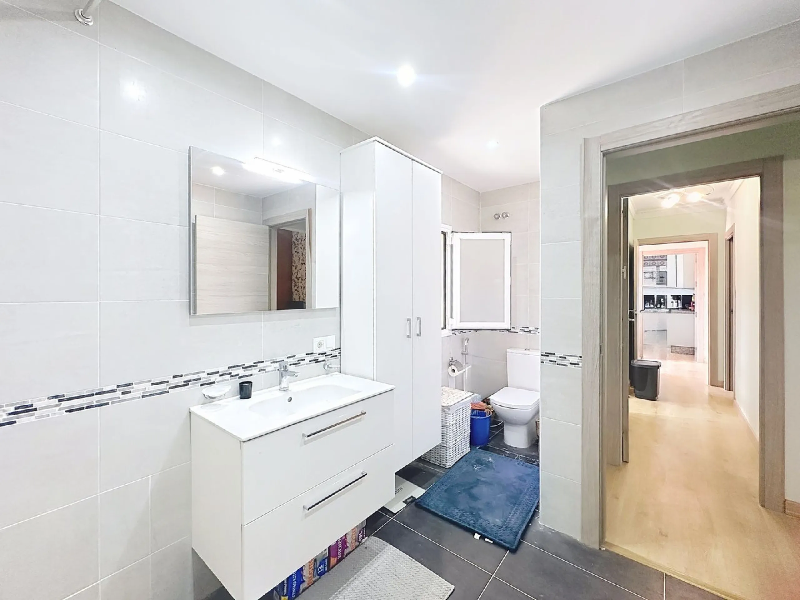 Exclusive Villa in Buenas Noches, Estepona – Prime Location between Gibraltar and Marbella