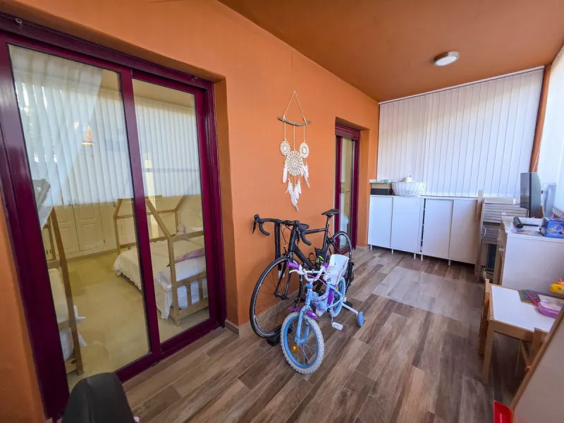 3-Bedroom Apartment with Glazed Terraces and Sea Views in Viñedos del Mar