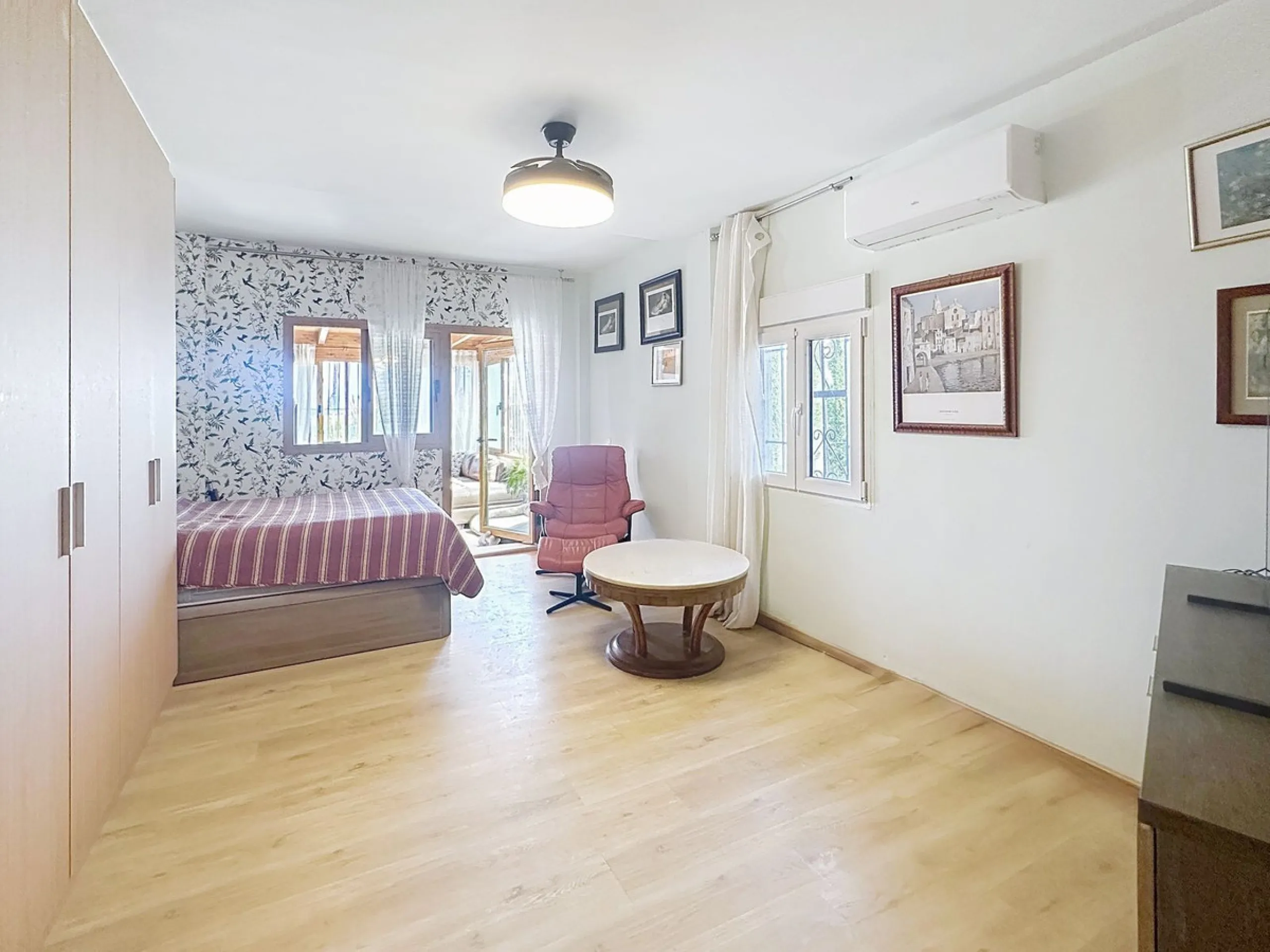Exclusive Villa in Buenas Noches, Estepona – Prime Location between Gibraltar and Marbella