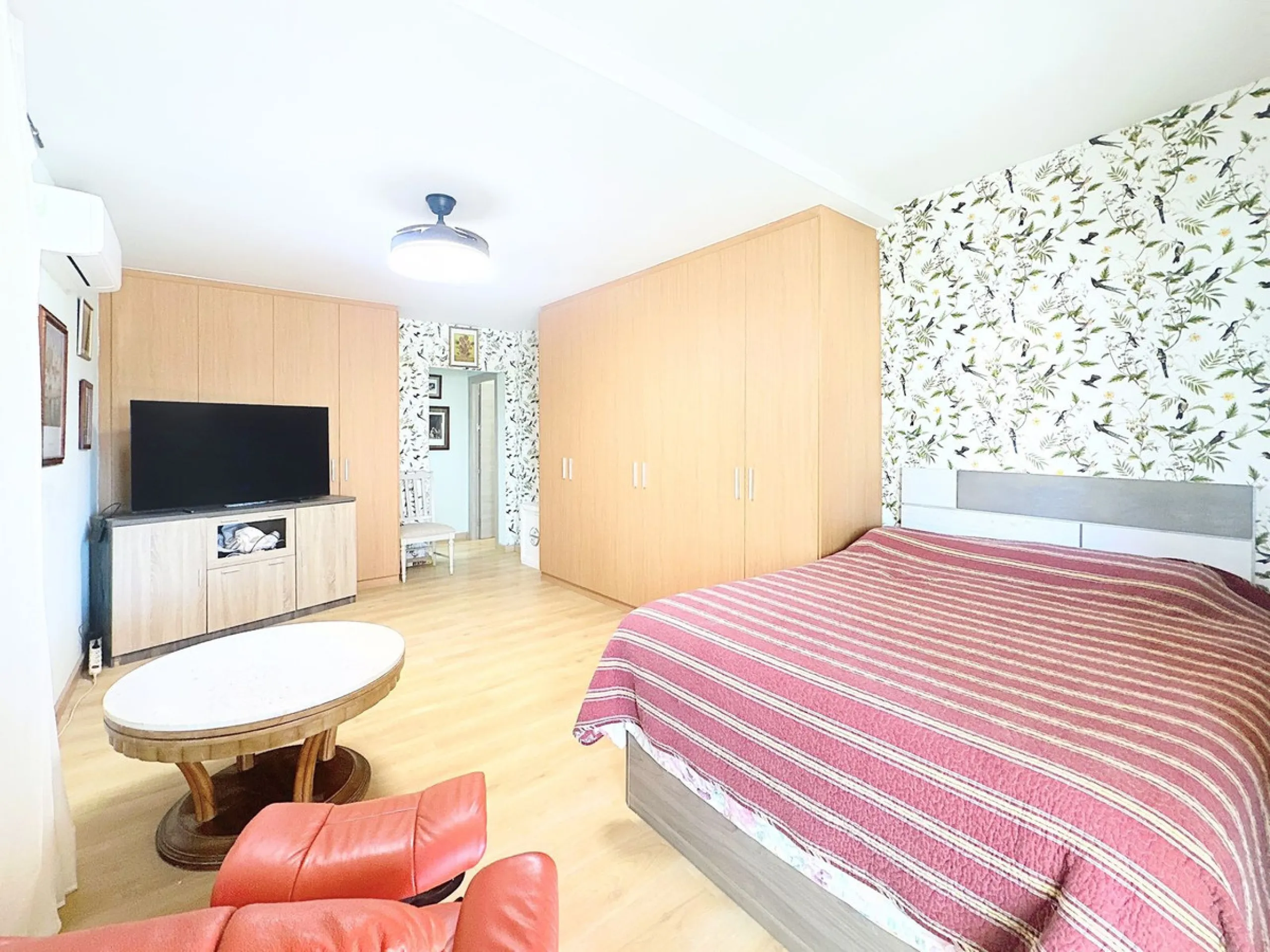 Exclusive Villa in Buenas Noches, Estepona – Prime Location between Gibraltar and Marbella