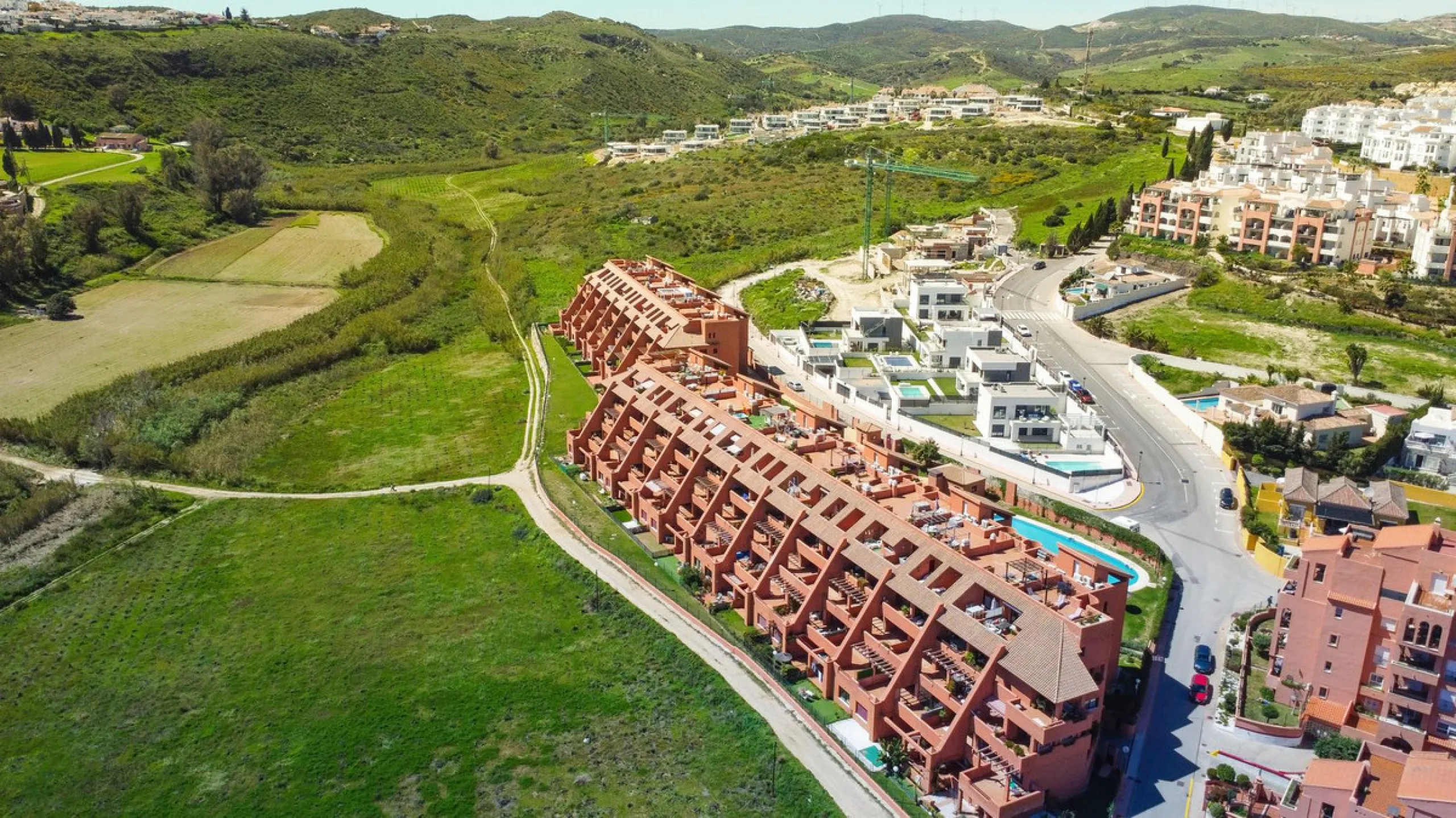 3-Bedroom Apartment with Glazed Terraces and Sea Views in Viñedos del Mar