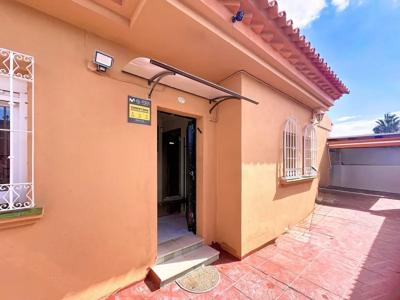 Exclusive Villa in Buenas Noches, Estepona – Prime Location between Gibraltar and Marbella