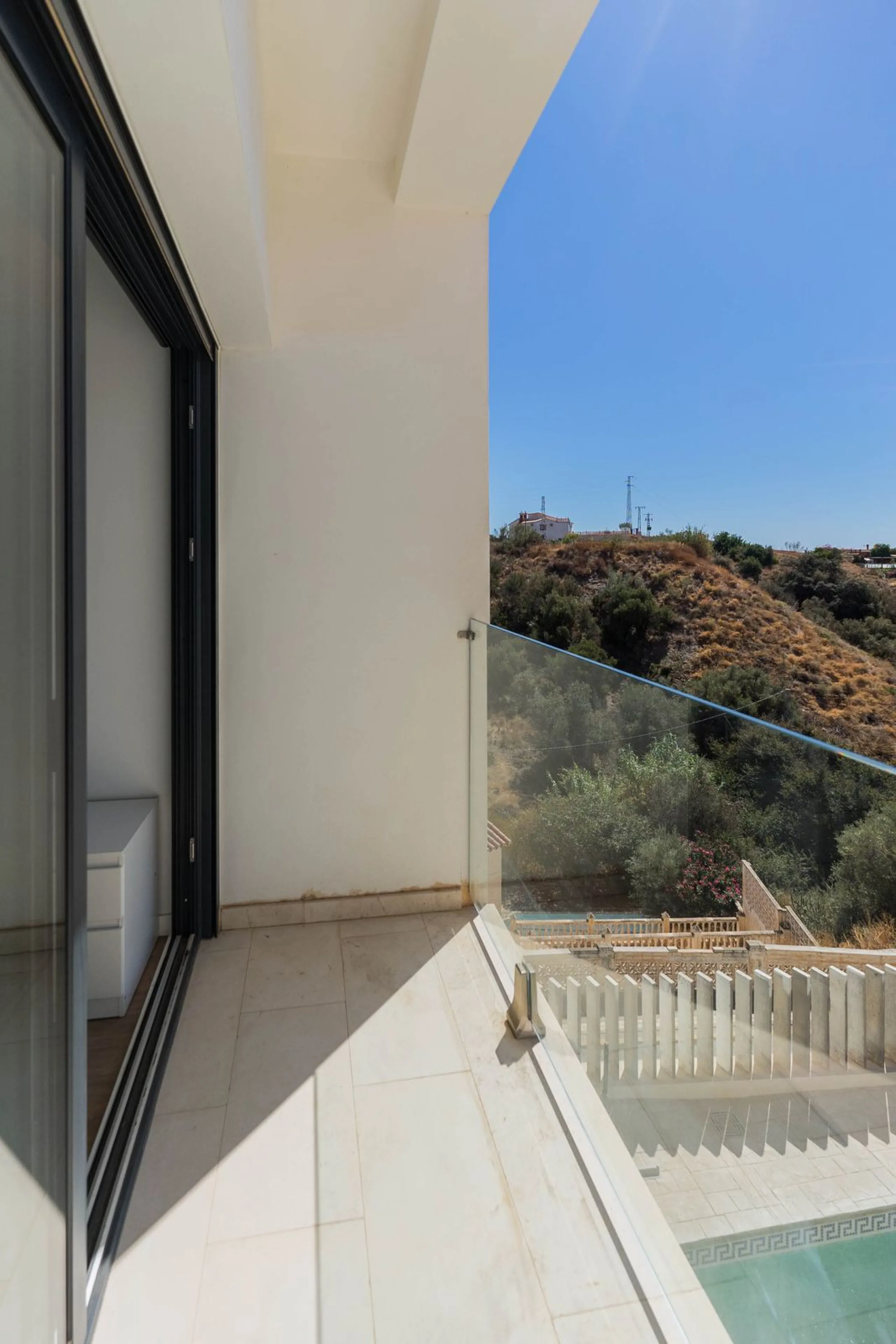 House - Detached Villa в продаже в Vélez-Málaga, Málaga. В доме 5 спален и 3 ванных комнат. Площадь дома 295 м²