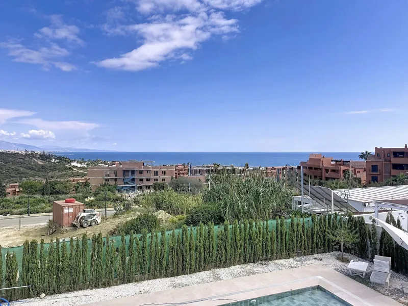 Exclusive Villa in Buenas Noches, Estepona – Prime Location between Gibraltar and Marbella