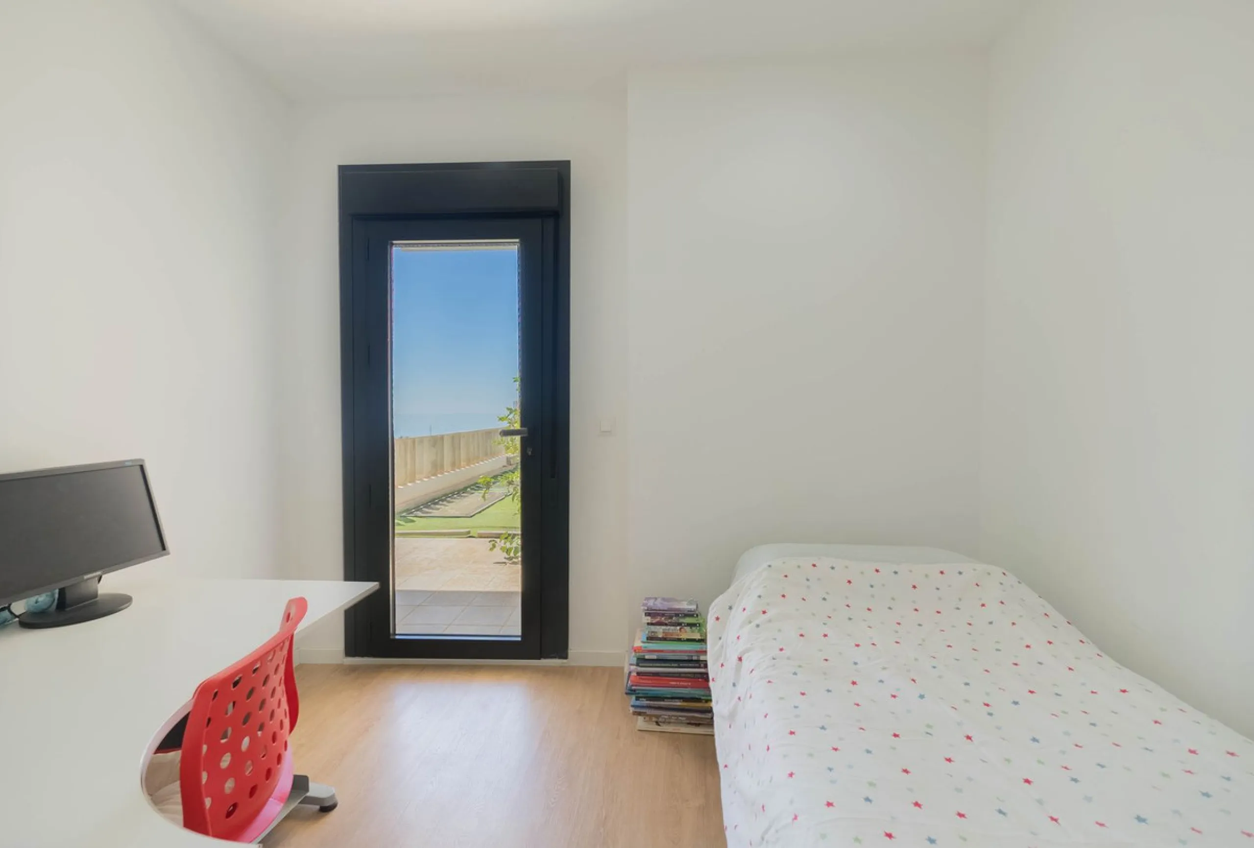 House - Detached Villa в продаже в Vélez-Málaga, Málaga. В доме 5 спален и 3 ванных комнат. Площадь дома 295 м²