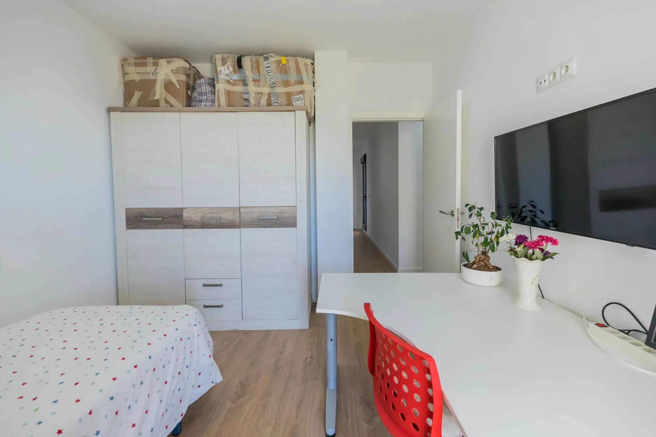 House - Detached Villa в продаже в Vélez-Málaga, Málaga. В доме 5 спален и 3 ванных комнат. Площадь дома 295 м²