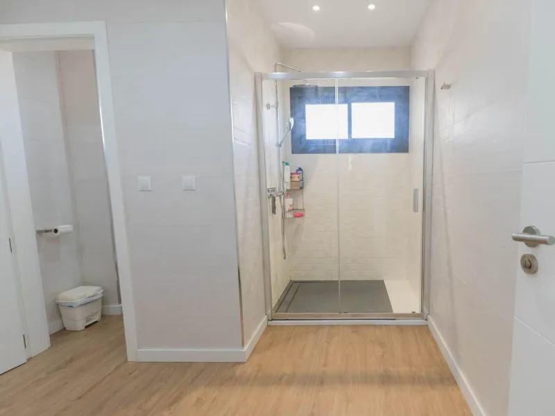 House - Detached Villa в продаже в Vélez-Málaga, Málaga. В доме 5 спален и 3 ванных комнат. Площадь дома 295 м²
