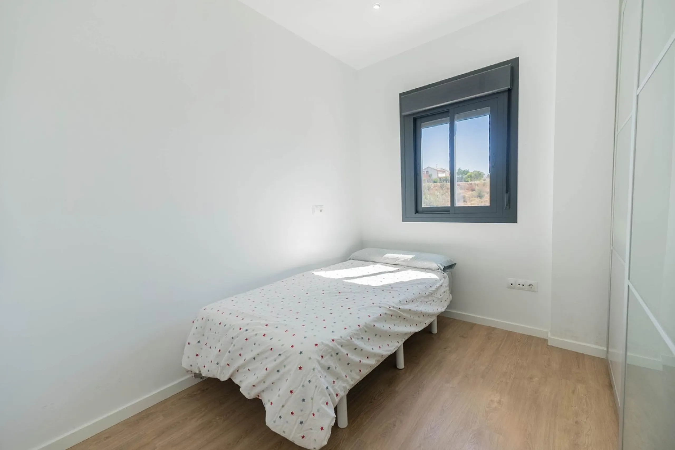 House - Detached Villa в продаже в Vélez-Málaga, Málaga. В доме 5 спален и 3 ванных комнат. Площадь дома 295 м²