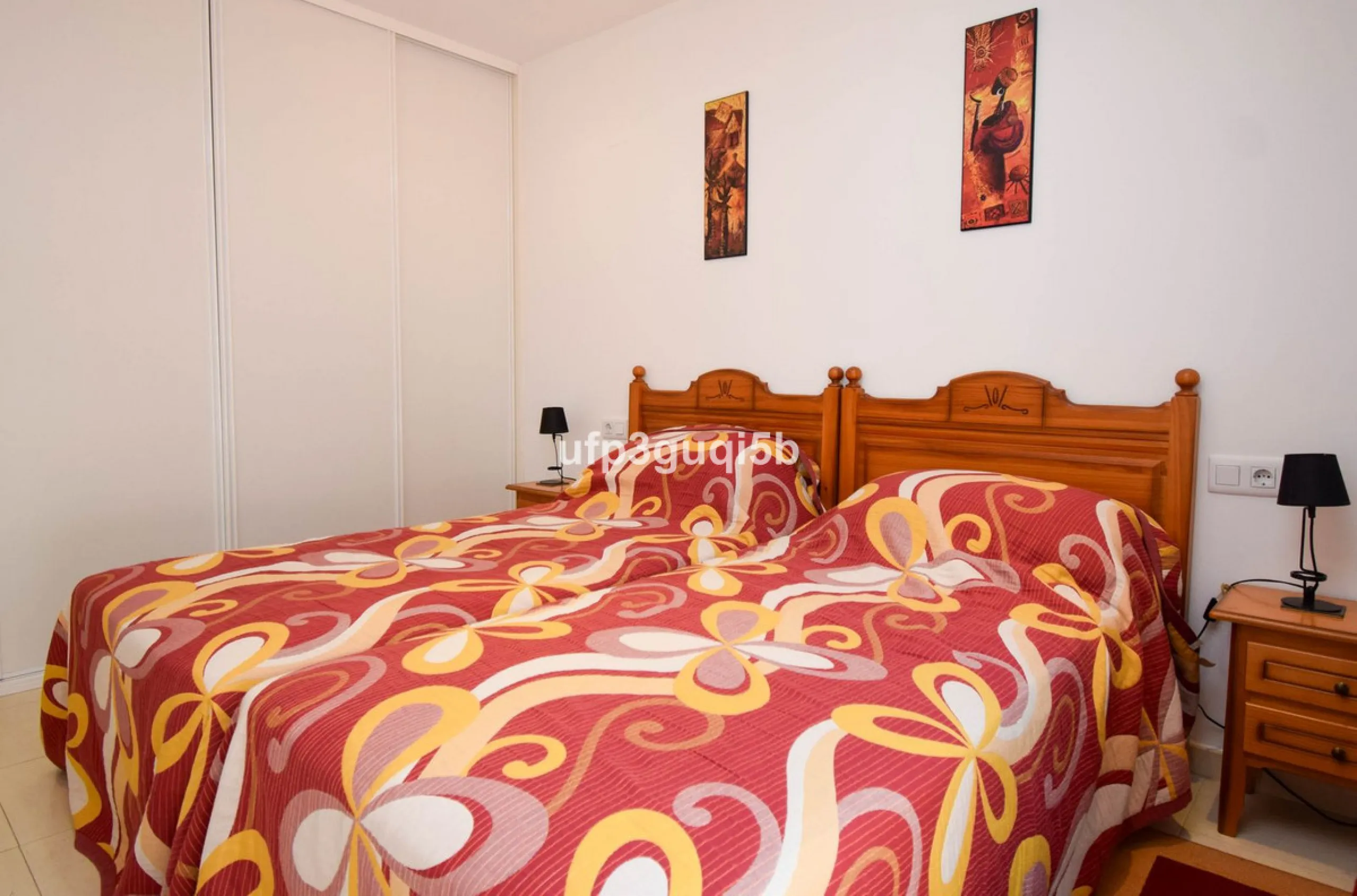 Spacious Top-Floor Apartment with Panoramic Views – Ideal for Residential Living or Investment