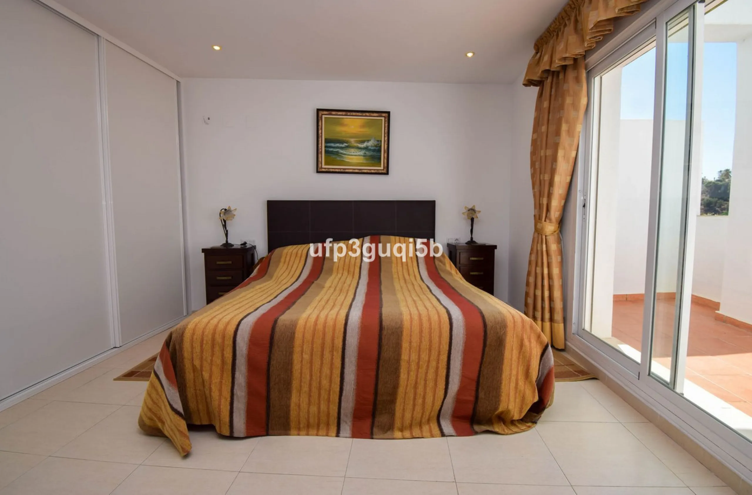 Spacious Top-Floor Apartment with Panoramic Views – Ideal for Residential Living or Investment