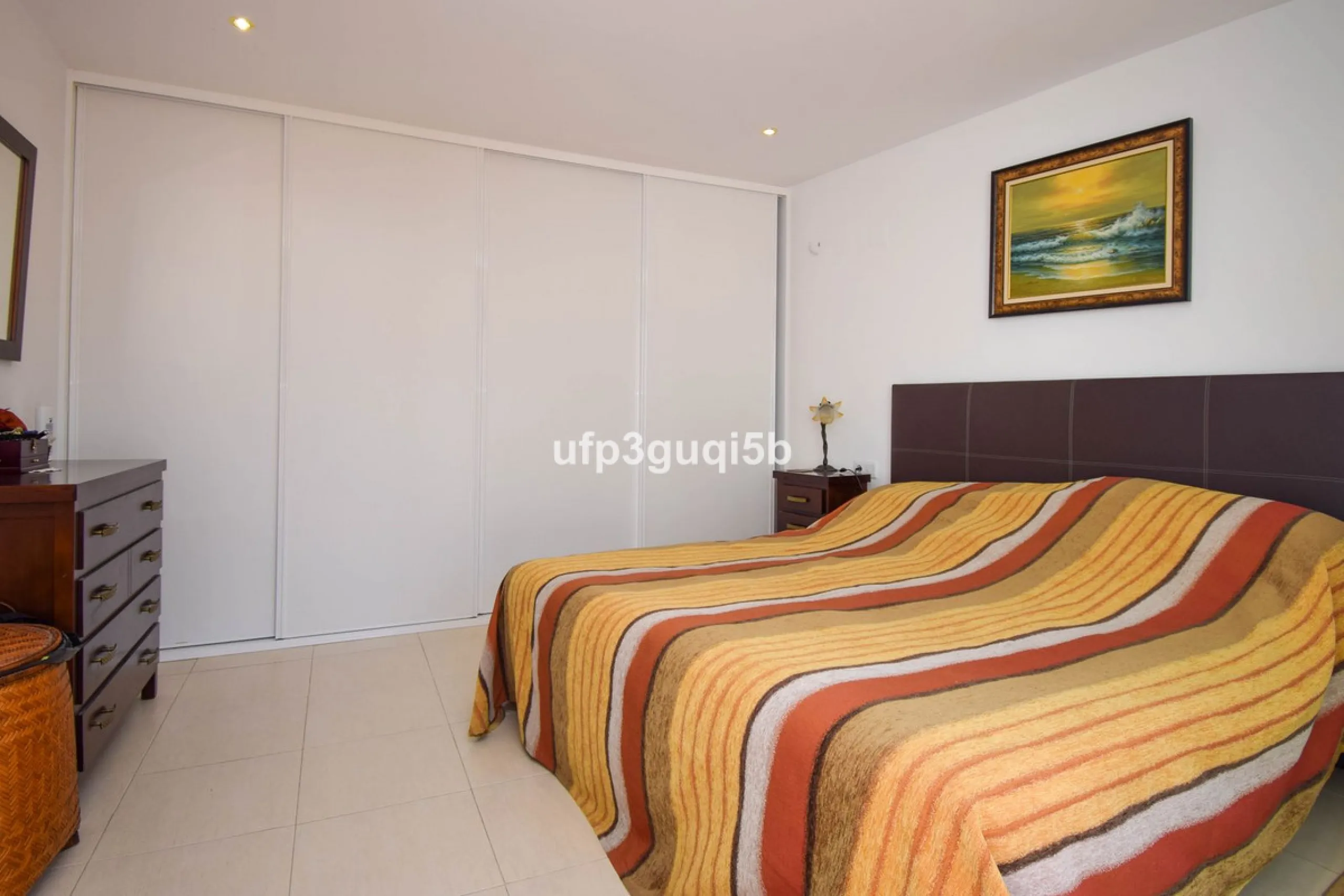 Spacious Top-Floor Apartment with Panoramic Views – Ideal for Residential Living or Investment