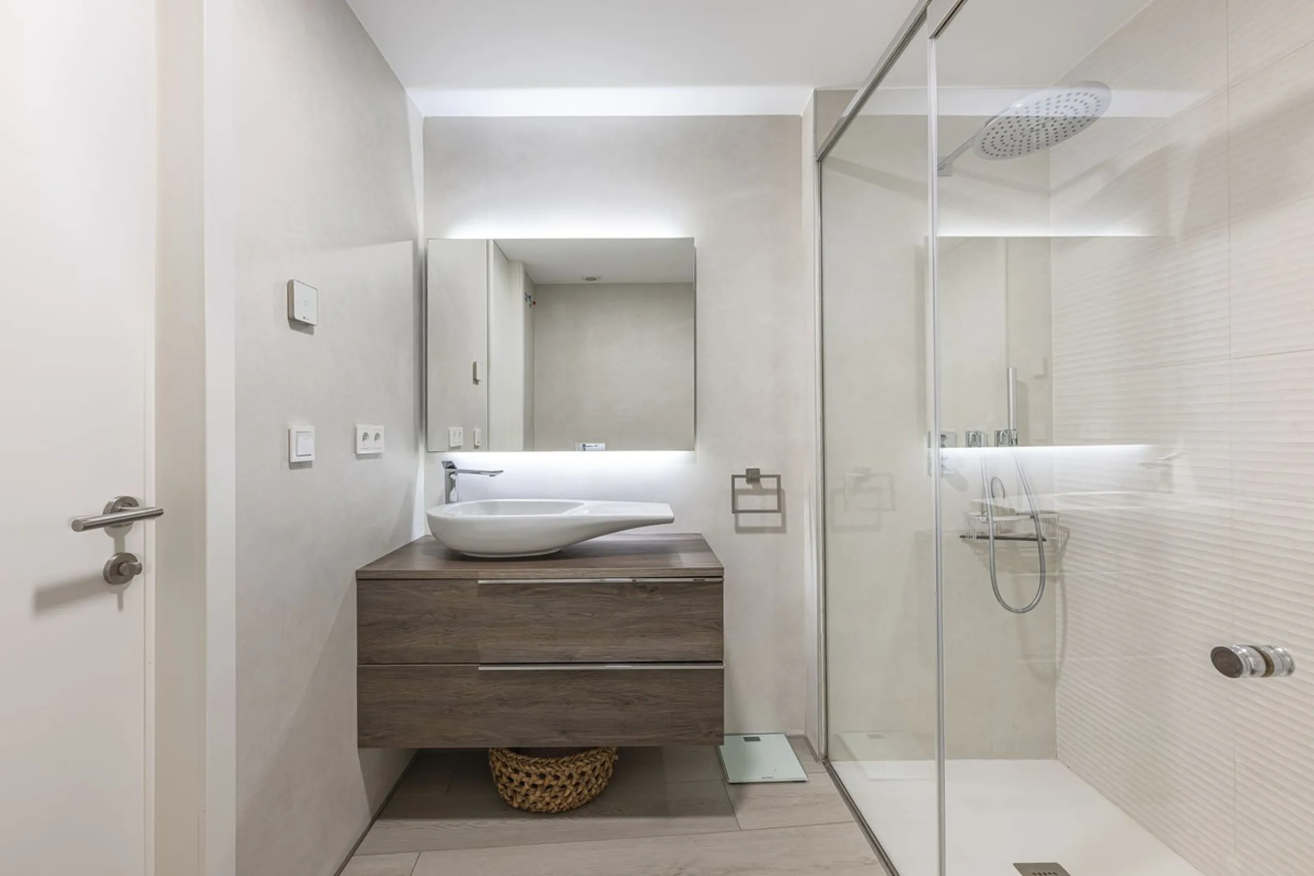 Apartment - Ground Floor Apartment в продаже в Estepona, Málaga. В доме 2 спален и 2 ванных комнат. Площадь дома 121 м²