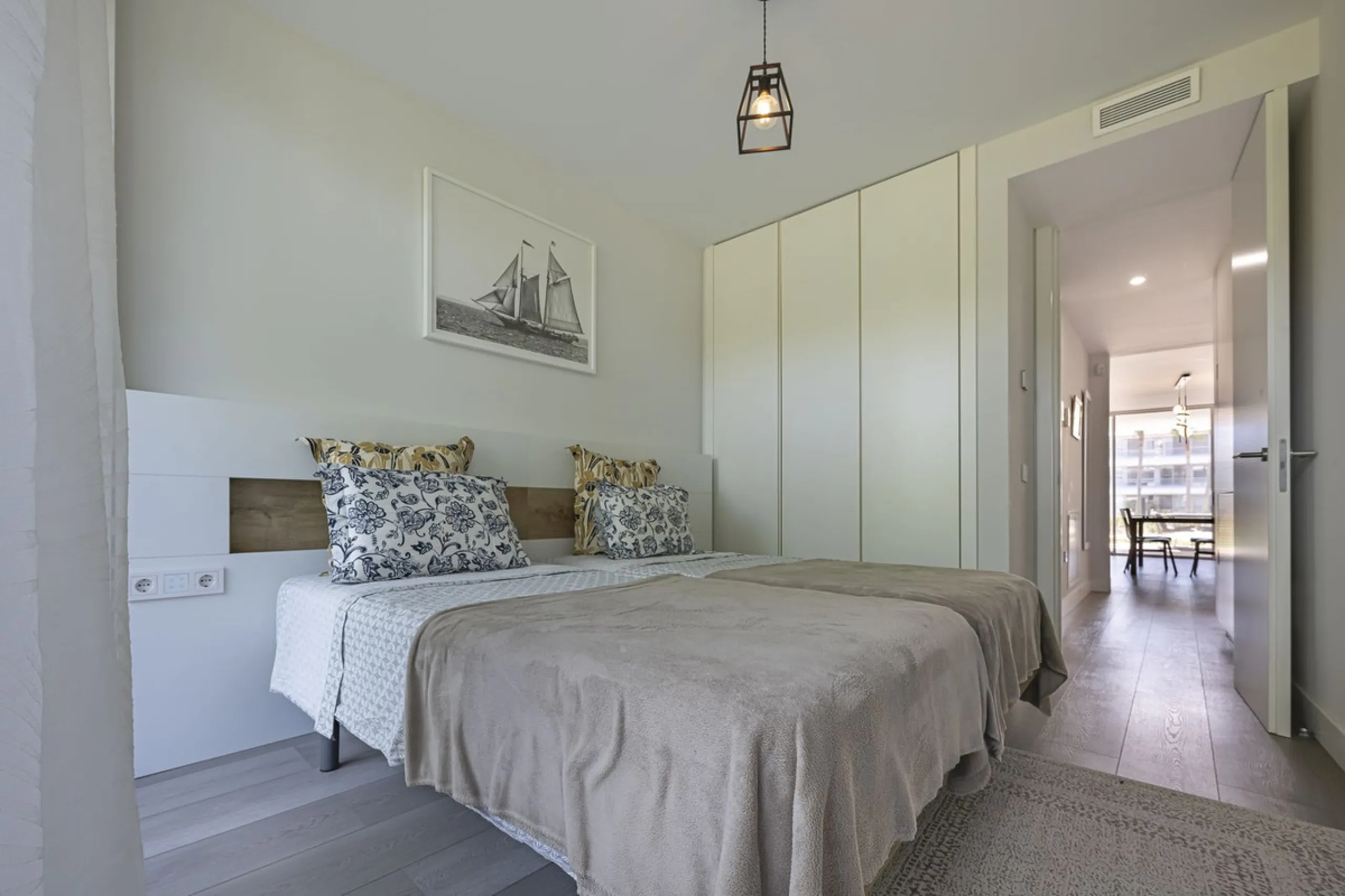 Apartment - Ground Floor Apartment в продаже в Estepona, Málaga. В доме 2 спален и 2 ванных комнат. Площадь дома 121 м²