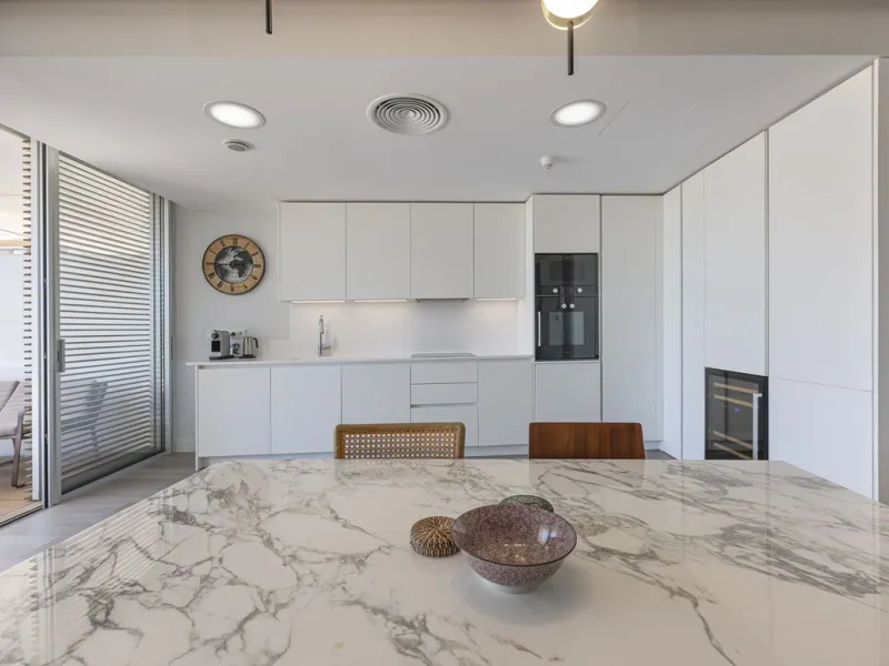 Apartment - Ground Floor Apartment в продаже в Estepona, Málaga. В доме 2 спален и 2 ванных комнат. Площадь дома 121 м²