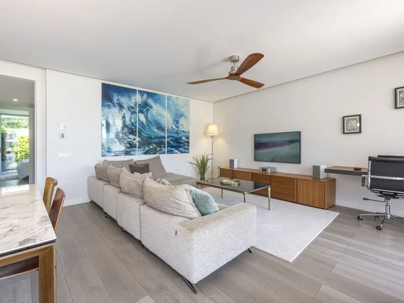Apartment - Ground Floor Apartment в продаже в Estepona, Málaga. В доме 2 спален и 2 ванных комнат. Площадь дома 121 м²