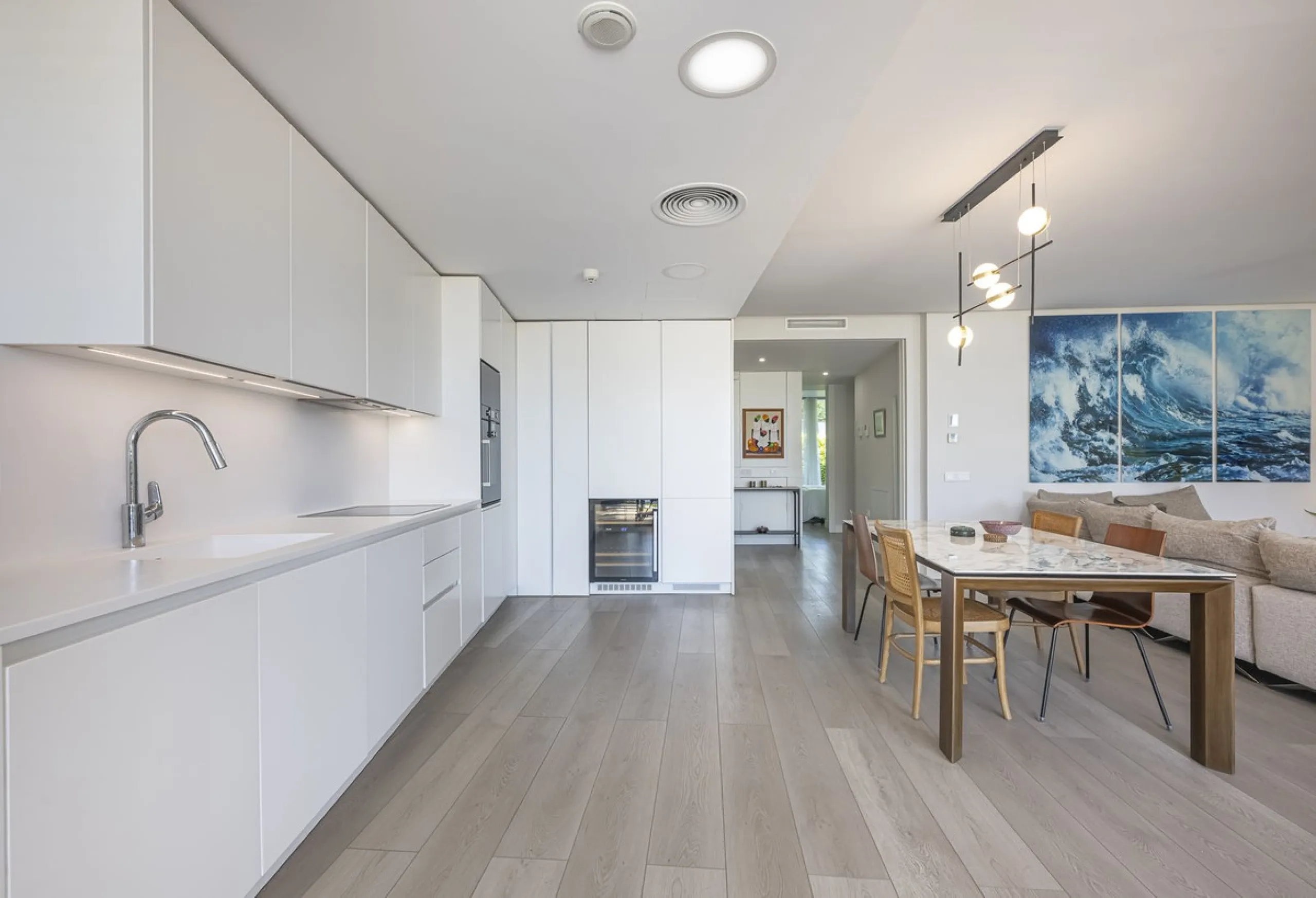 Apartment - Ground Floor Apartment в продаже в Estepona, Málaga. В доме 2 спален и 2 ванных комнат. Площадь дома 121 м²