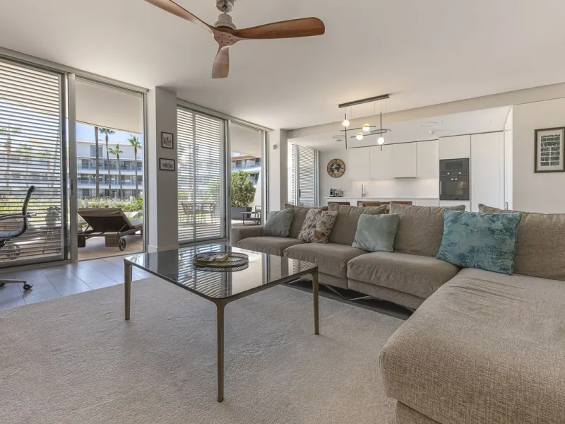 Apartment - Ground Floor Apartment в продаже в Estepona, Málaga. В доме 2 спален и 2 ванных комнат. Площадь дома 121 м²