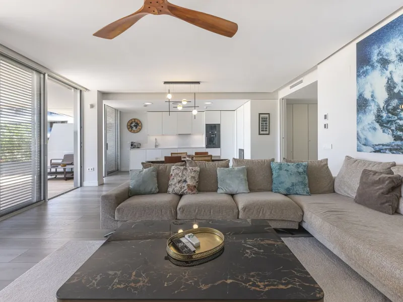 Apartment - Ground Floor Apartment в продаже в Estepona, Málaga. В доме 2 спален и 2 ванных комнат. Площадь дома 121 м²