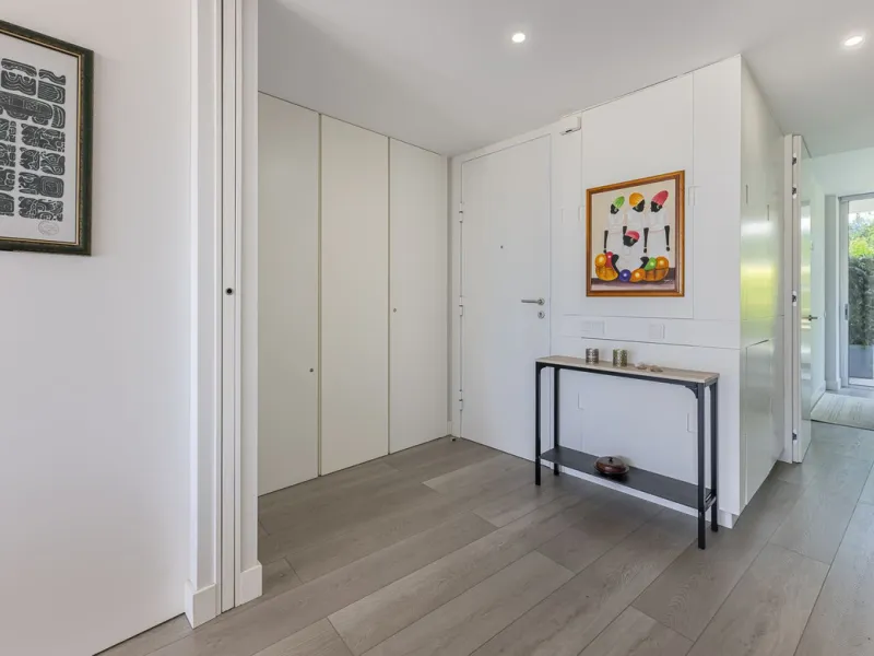 Apartment - Ground Floor Apartment в продаже в Estepona, Málaga. В доме 2 спален и 2 ванных комнат. Площадь дома 121 м²