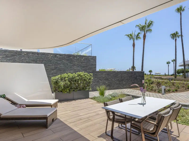 Apartment - Ground Floor Apartment в продаже в Estepona, Málaga. В доме 2 спален и 2 ванных комнат. Площадь дома 121 м²