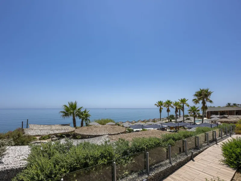 Apartment - Ground Floor Apartment в продаже в Estepona, Málaga. В доме 2 спален и 2 ванных комнат. Площадь дома 121 м²