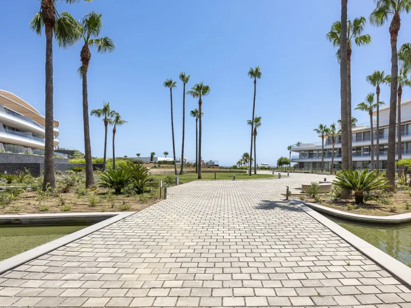 Apartment - Ground Floor Apartment в продаже в Estepona, Málaga. В доме 2 спален и 2 ванных комнат. Площадь дома 121 м²