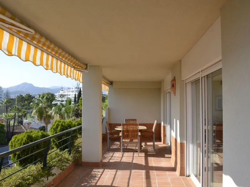 Exclusive Duplex Penthouse on the Front Line of Golf – Guadalmina Alta