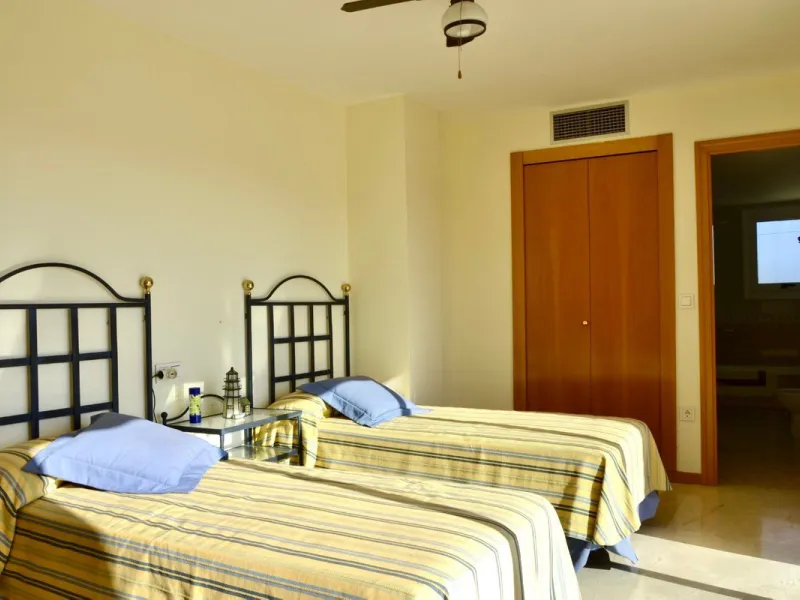 Exclusive Duplex Penthouse on the Front Line of Golf – Guadalmina Alta