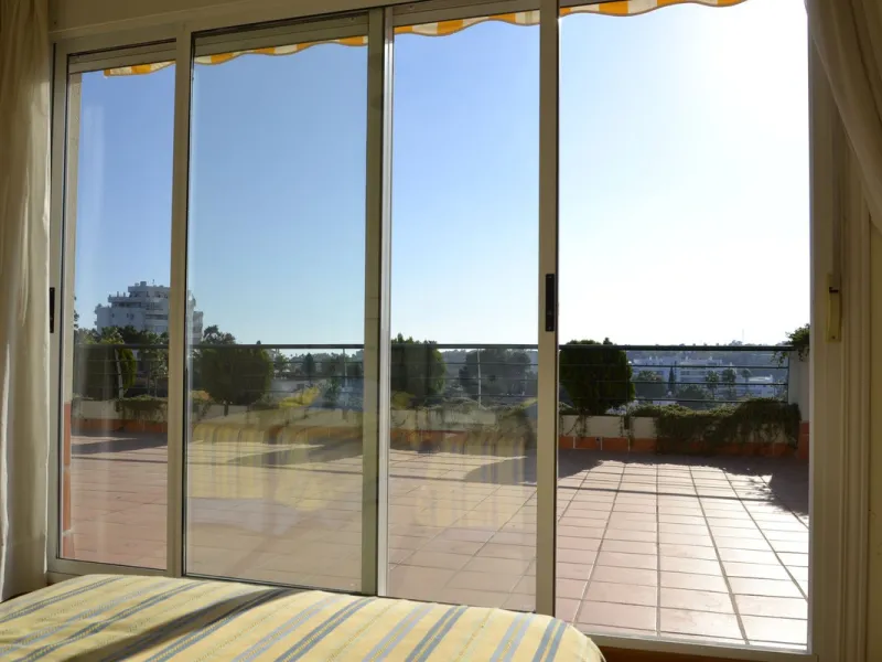 Exclusive Duplex Penthouse on the Front Line of Golf – Guadalmina Alta