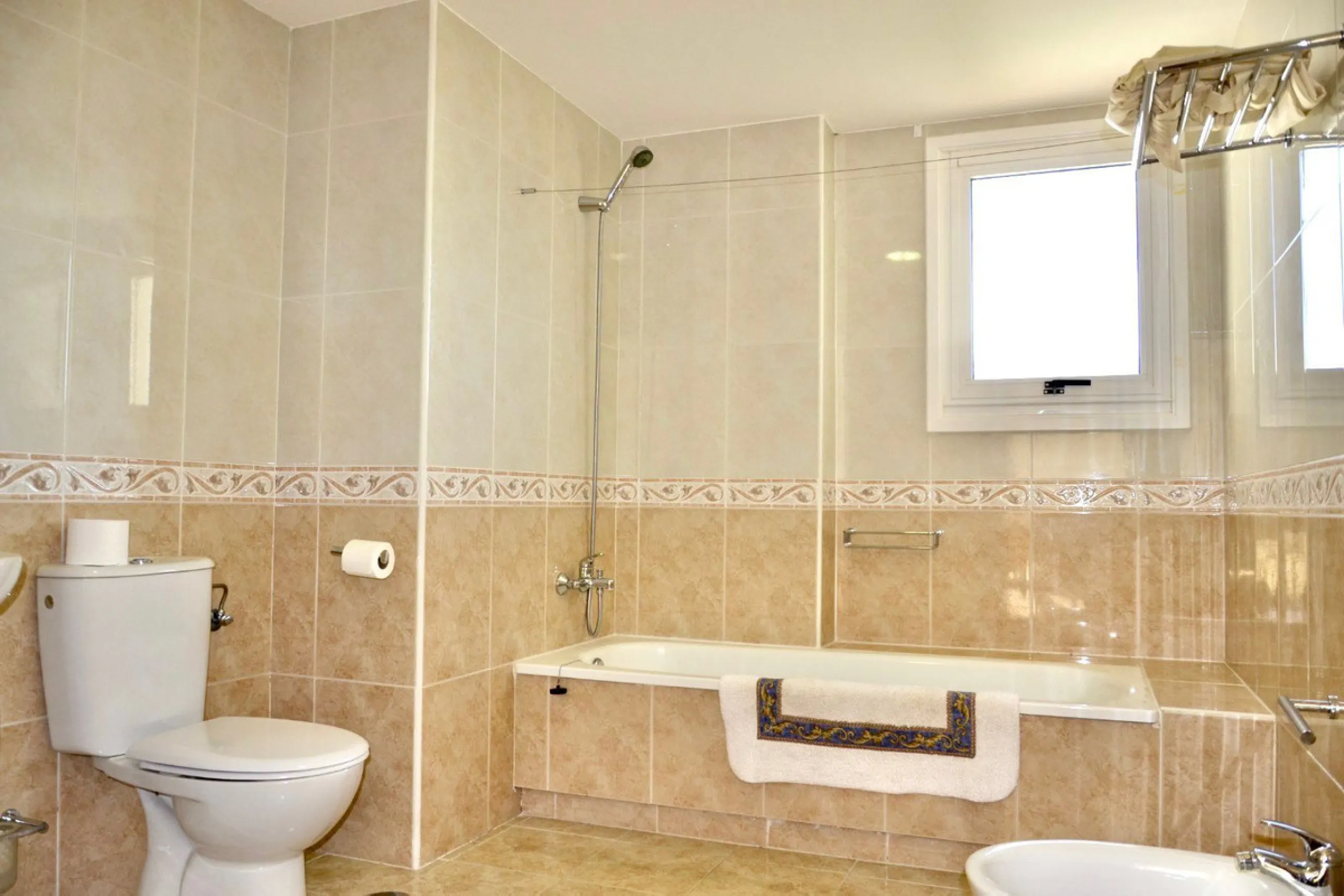 Exclusive Duplex Penthouse on the Front Line of Golf – Guadalmina Alta