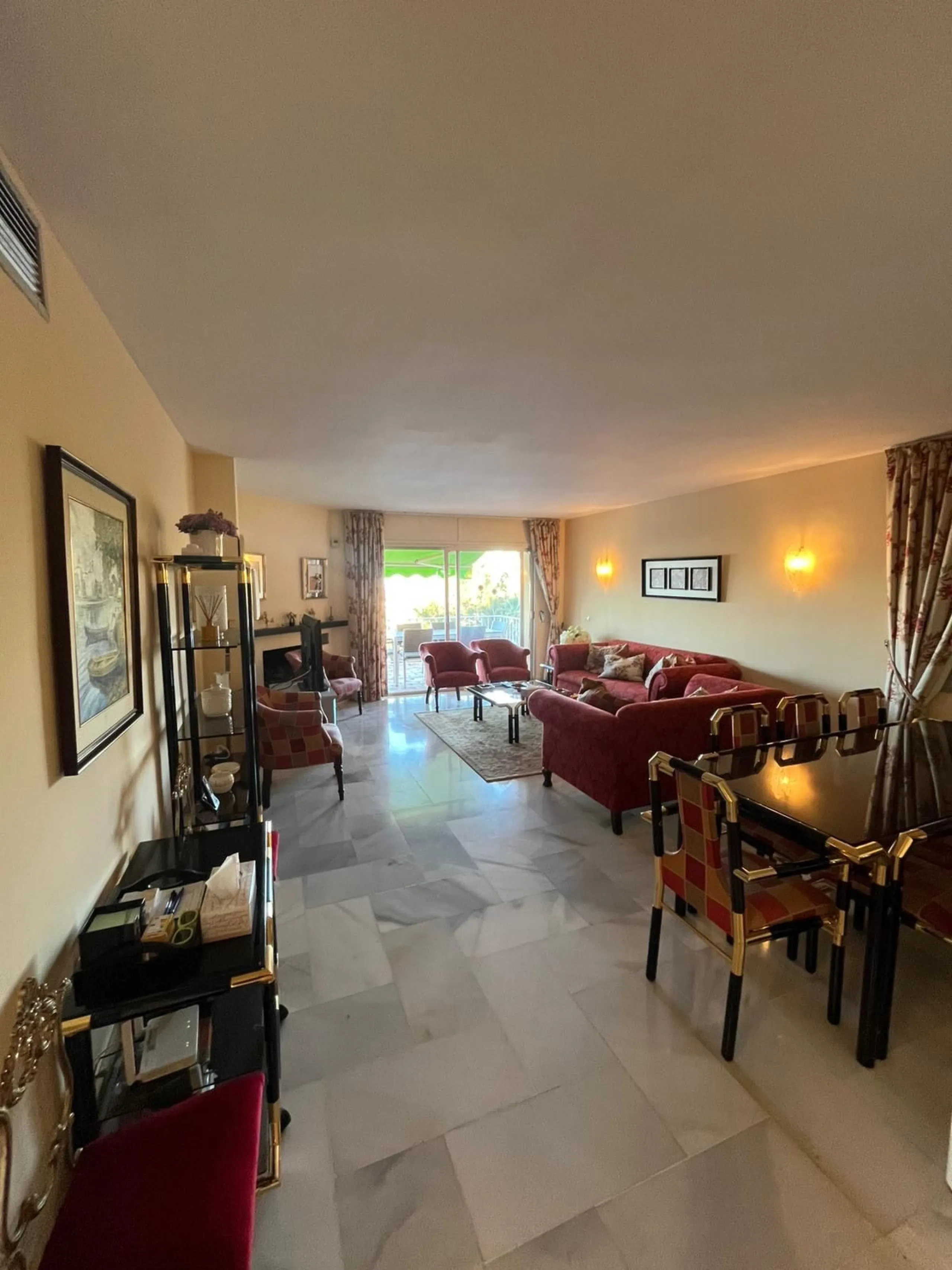 Unique property - and great opportunity to make a full reform.