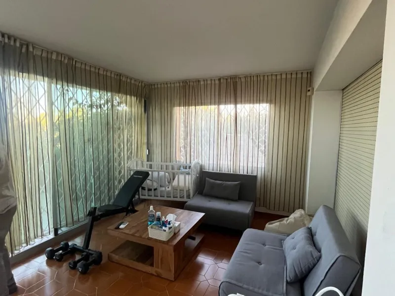 Unique property - and great opportunity to make a full reform.