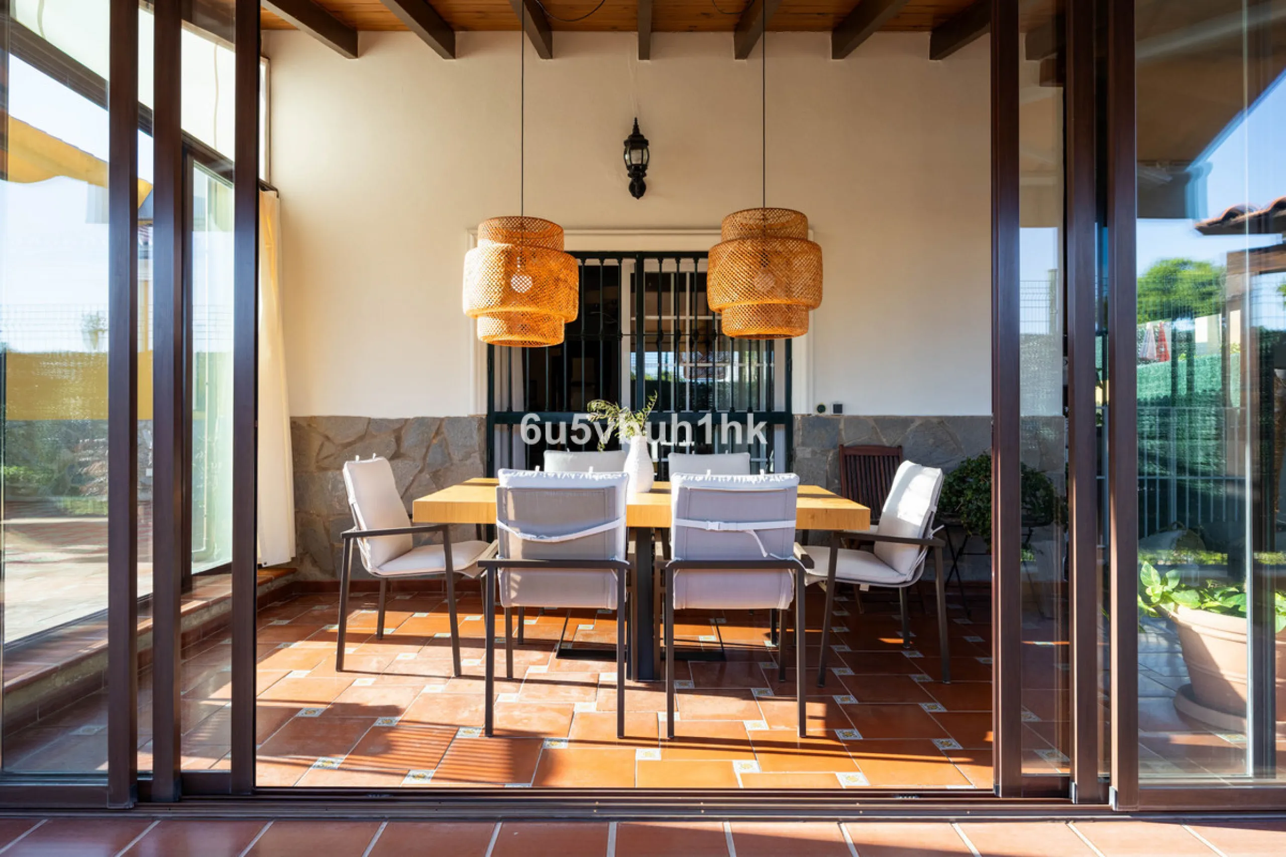 House - Townhouse в продаже в Málaga, Málaga. В доме 5 спален и 3 ванных комнат. Площадь дома 275 м². Площадь участка 620 м²