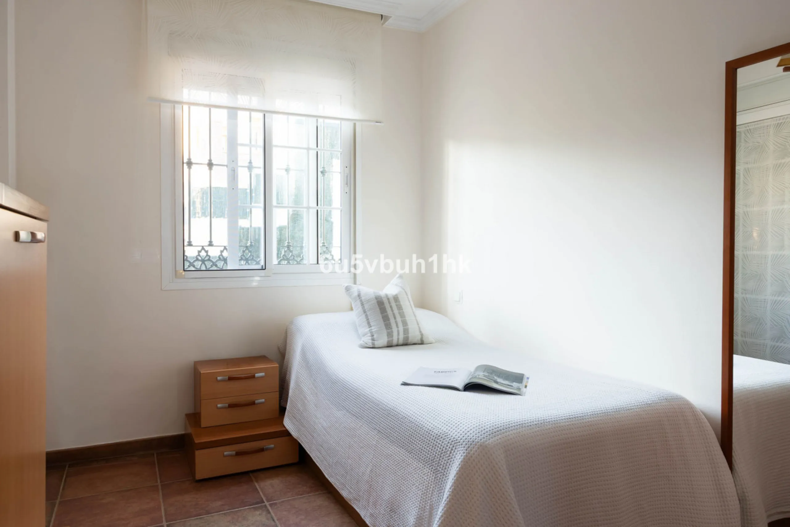 House - Townhouse в продаже в Málaga, Málaga. В доме 5 спален и 3 ванных комнат. Площадь дома 275 м². Площадь участка 620 м²