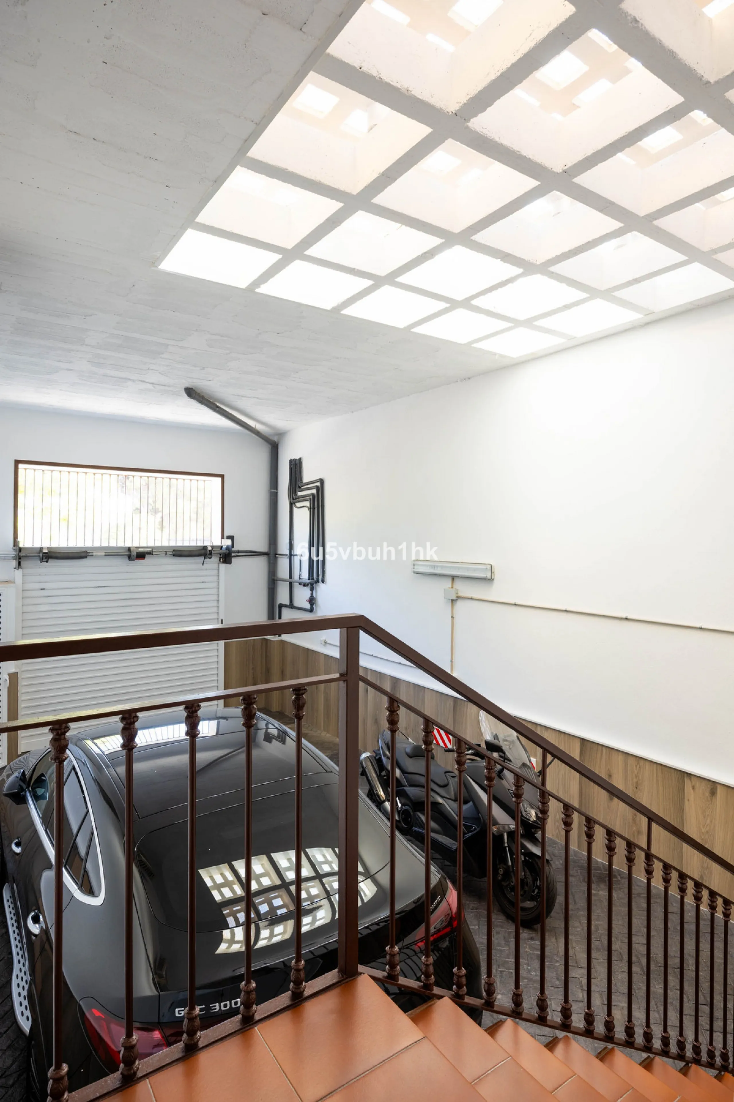 House - Townhouse в продаже в Málaga, Málaga. В доме 5 спален и 3 ванных комнат. Площадь дома 275 м². Площадь участка 620 м²