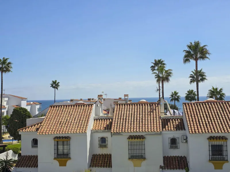 Charming Townhouse in Marina de Casares