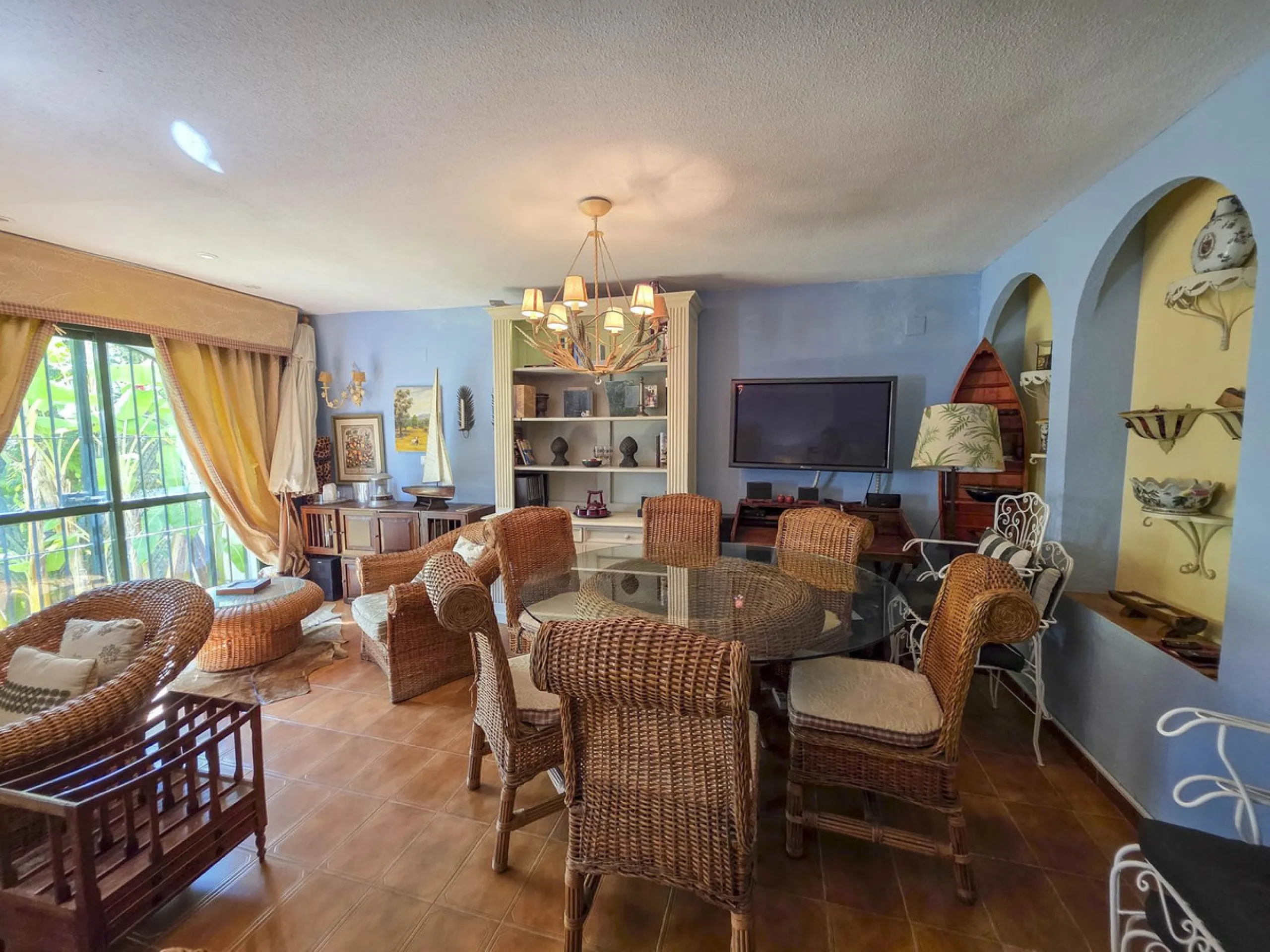 Charming Townhouse in Marina de Casares