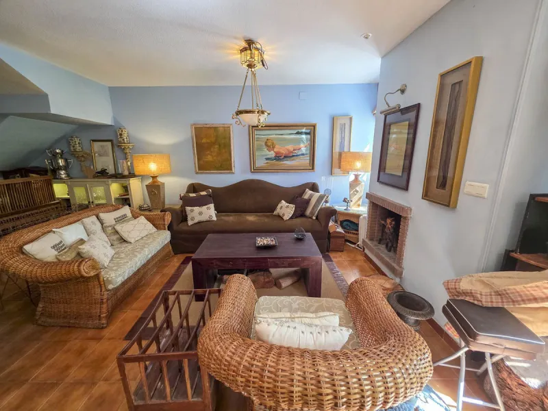 Charming Townhouse in Marina de Casares